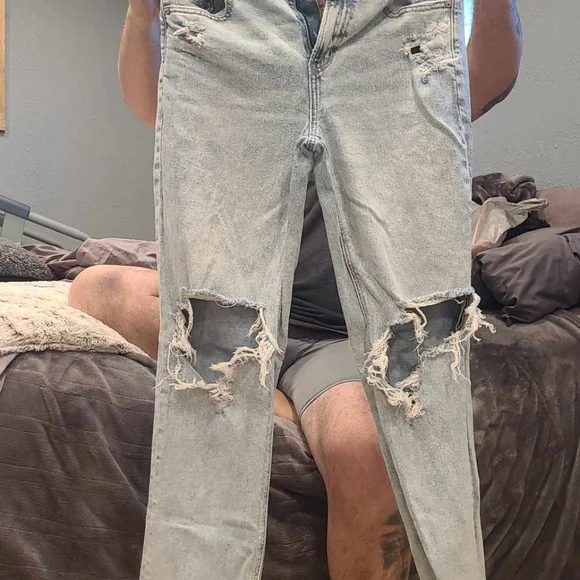 American Eagle. All size 8. - Picture 6 of 6